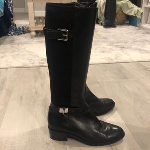 black leather/faux suede riding boot w silver hardware side zip up heel 1 5/8”